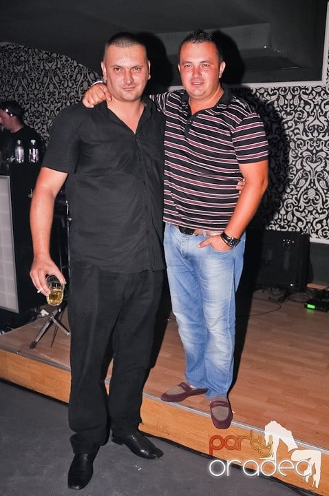 Petrecere de zile mari în Life Club, 