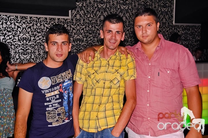 Petrecere de zile mari în Life Club, 