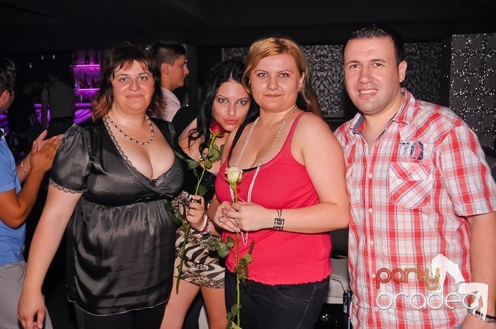 Petrecere de zile mari în Life Club, 