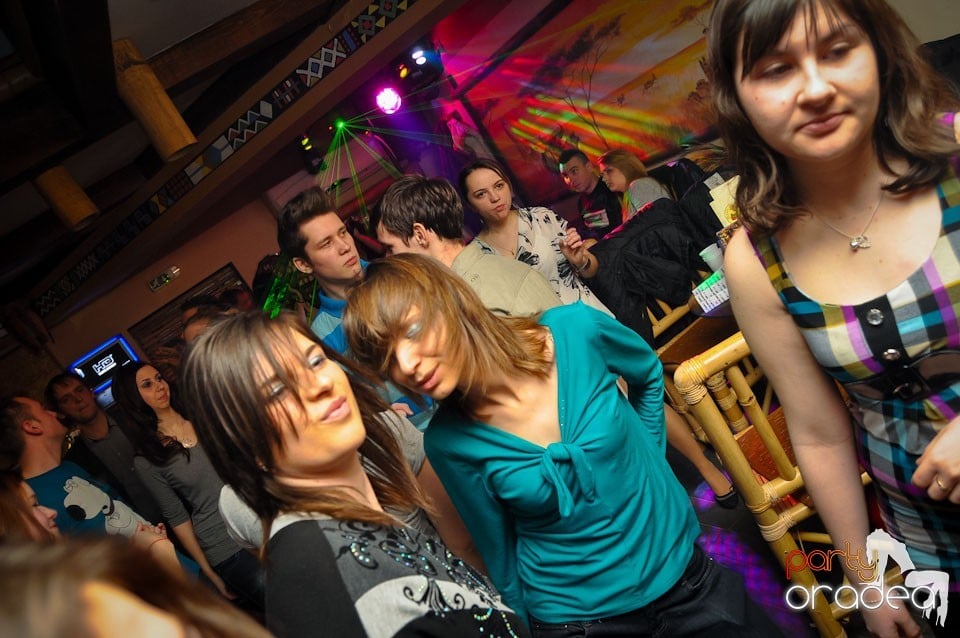 Petrecere de Ziua Femeii în Zulu Caffe, Zulu Caffe