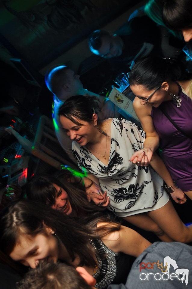 Petrecere de Ziua Femeii în Zulu Caffe, Zulu Caffe