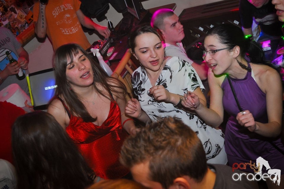 Petrecere de Ziua Femeii în Zulu Caffe, Zulu Caffe