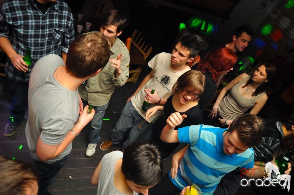 Petrecere de Ziua Femeii în Zulu Caffe, Zulu Caffe