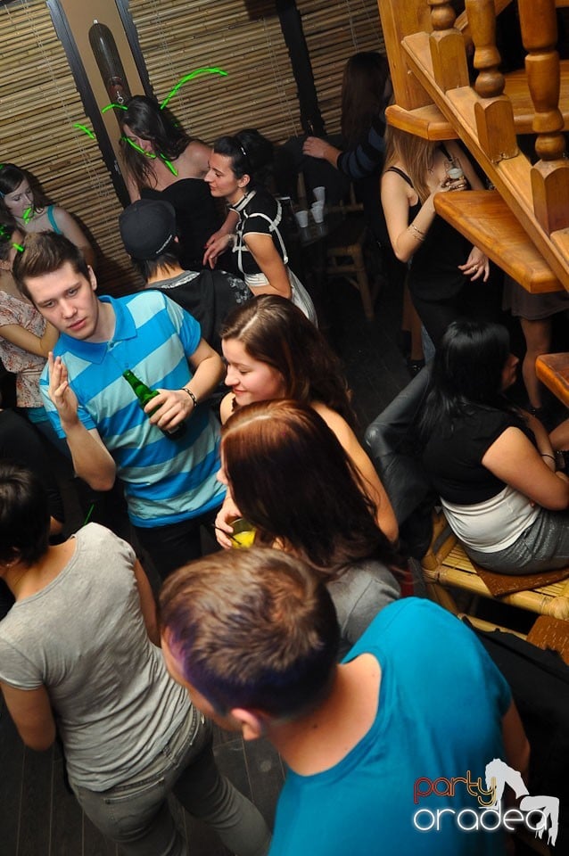 Petrecere de Ziua Femeii în Zulu Caffe, Zulu Caffe