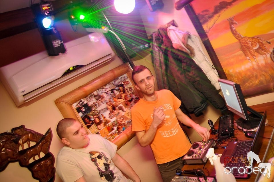 Petrecere de Ziua Femeii în Zulu Caffe, Zulu Caffe