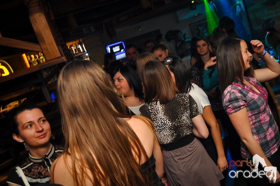 Petrecere de Ziua Femeii în Zulu Caffe, Zulu Caffe