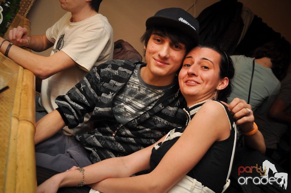 Petrecere de Ziua Femeii în Zulu Caffe, Zulu Caffe