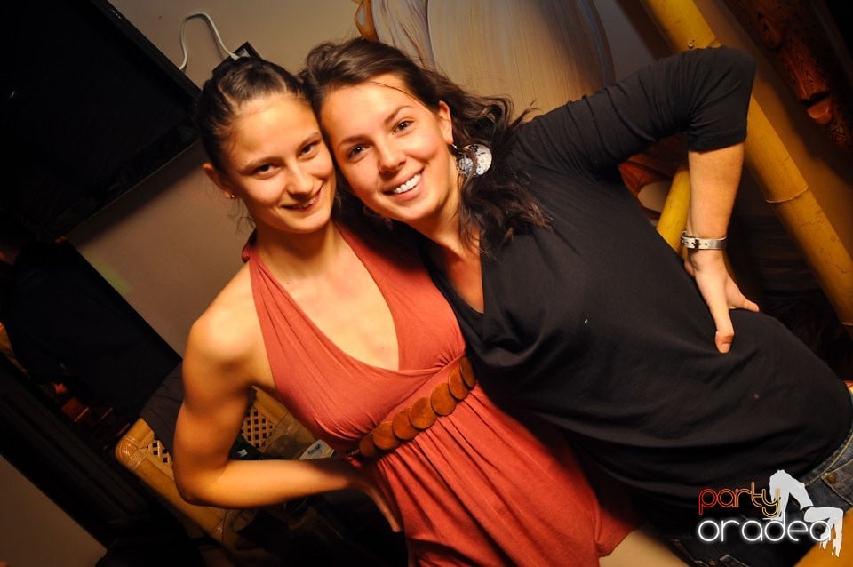 Petrecere de Ziua Femeii în Zulu Caffe, Zulu Caffe