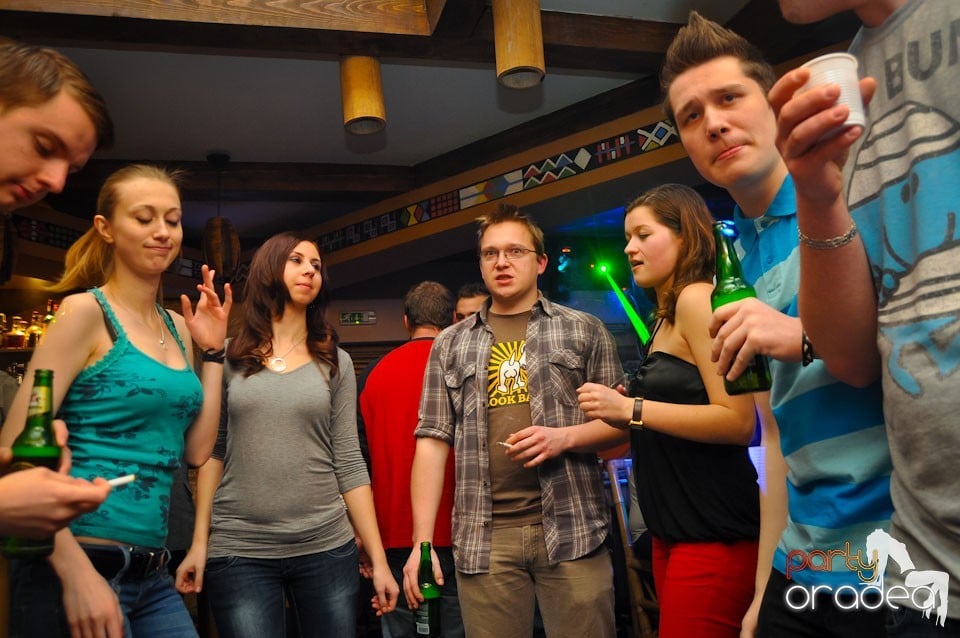 Petrecere de Ziua Femeii în Zulu Caffe, Zulu Caffe