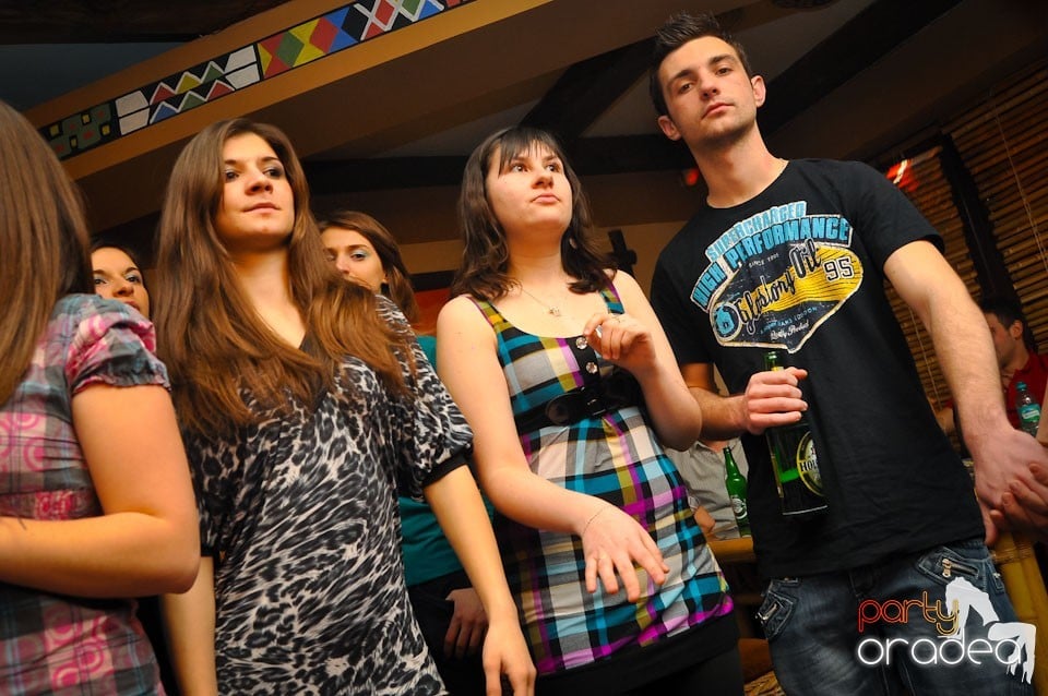 Petrecere de Ziua Femeii în Zulu Caffe, Zulu Caffe