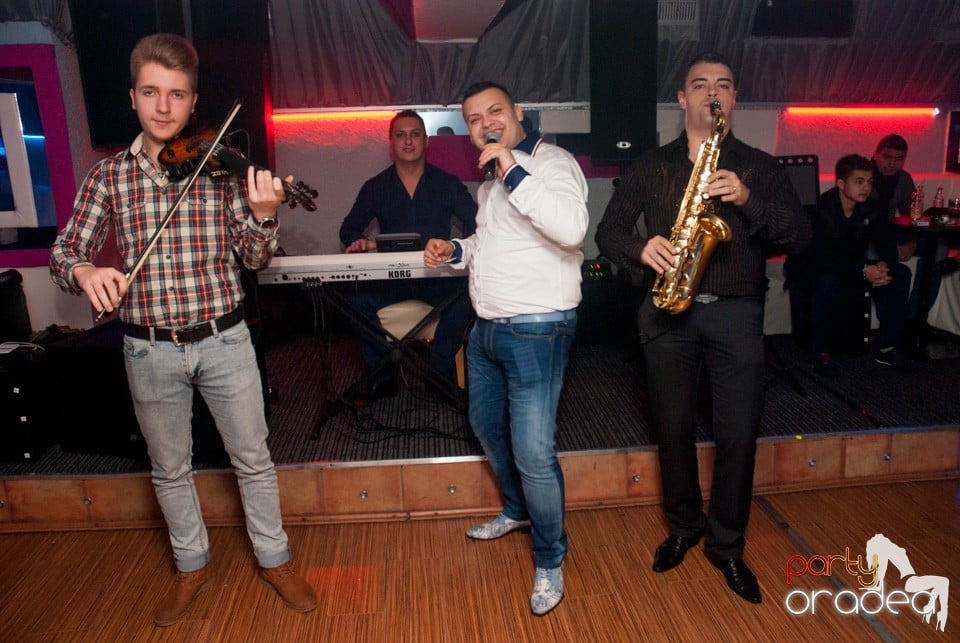 Petrecere în Club Diamonds, 