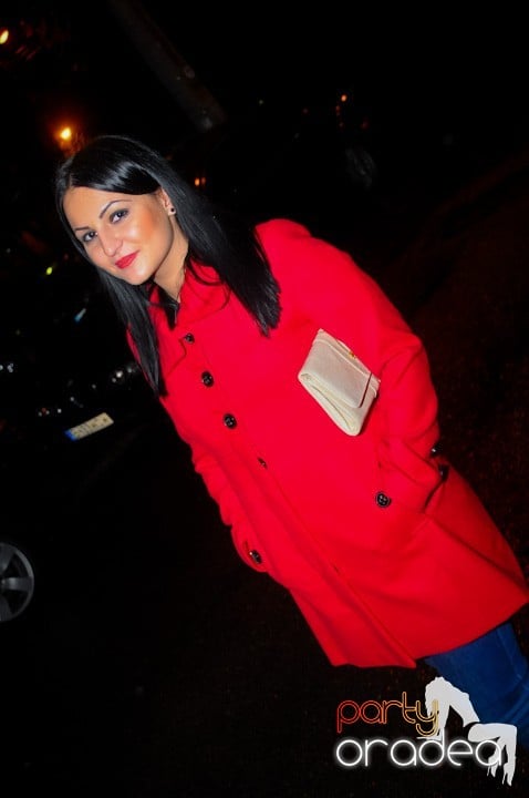 Petrecere în Club Life, 