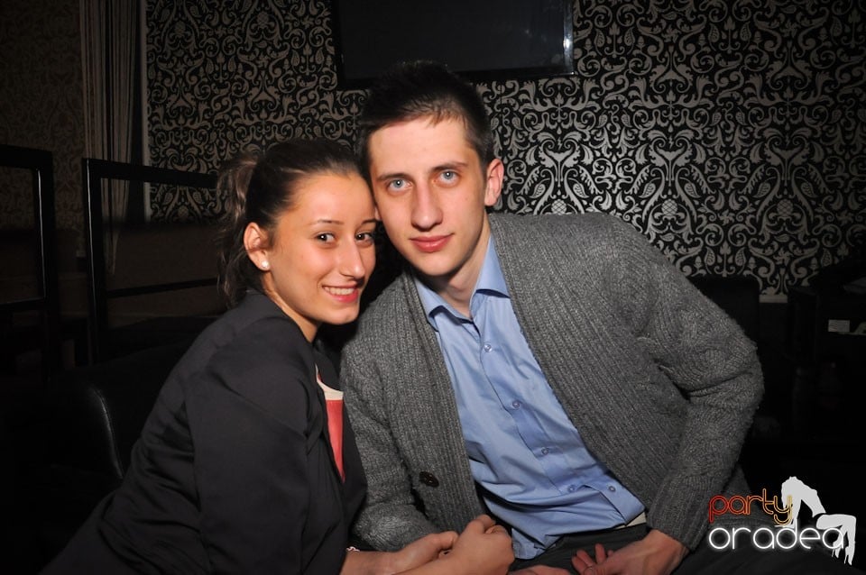 Petrecere în Club Life, 