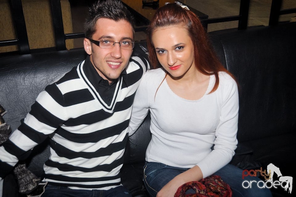 Petrecere în Club Life, 