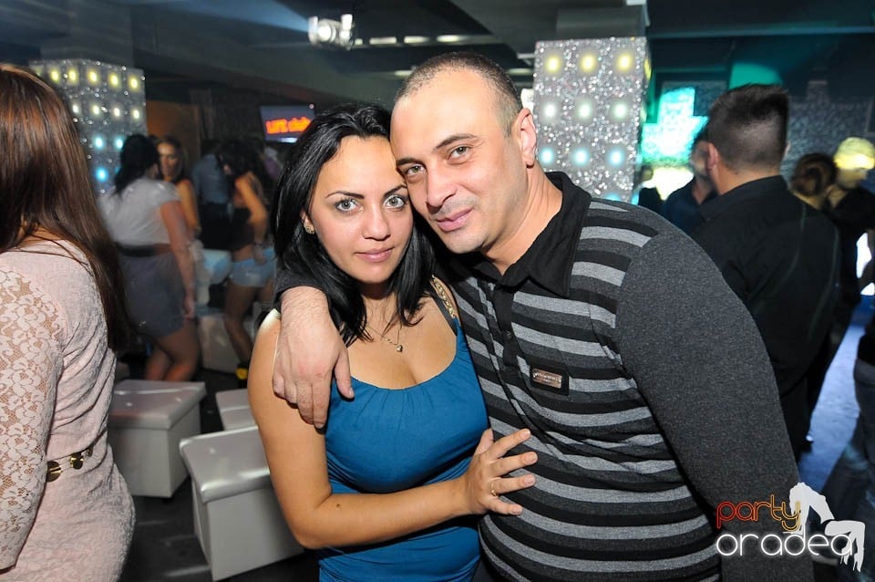 Petrecere în Club Life, 