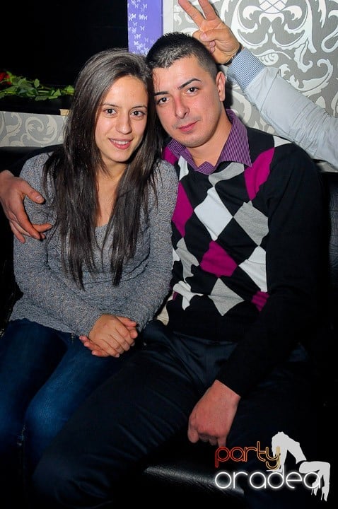 Petrecere în Club Life, 