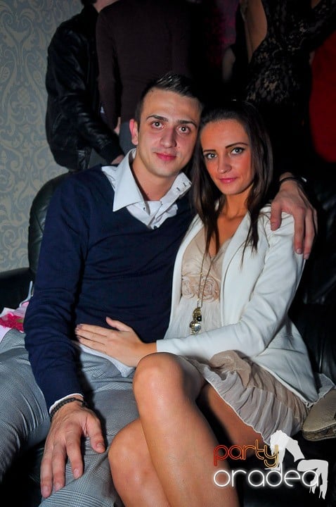 Petrecere în Club Life, 