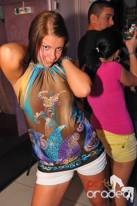 Petrecere în Club Rio, 