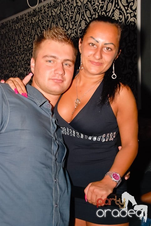 Petrecere în Life Club, 