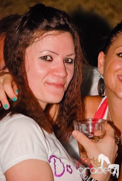 Petrecere în Life Club, 