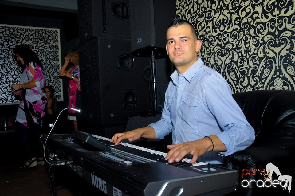 Petrecere în Life cu Blaga, 