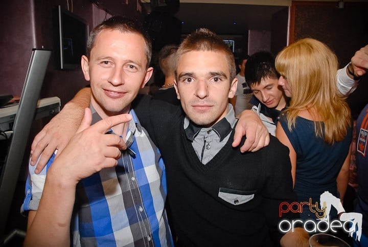 Petrecere în Rio Club, 