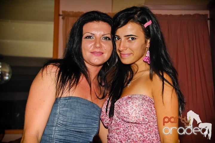 Petrecere în Rio Club, 