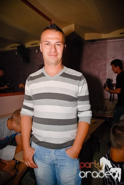 Petrecere în Rio Club, 