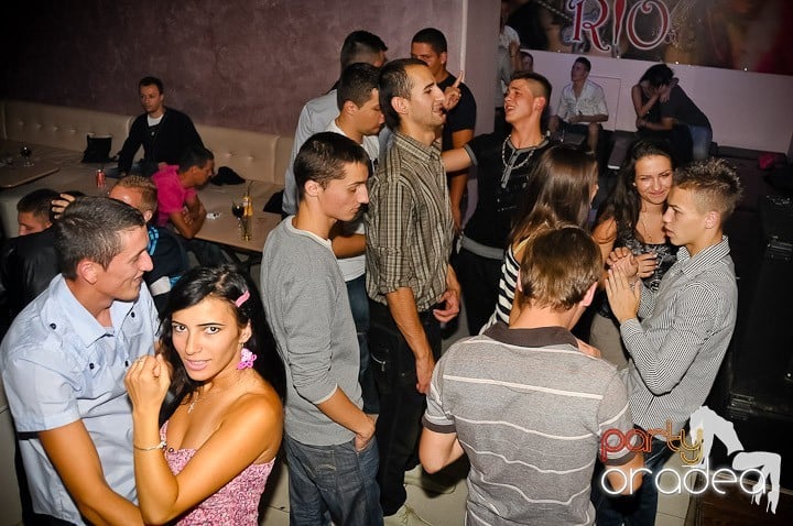 Petrecere în Rio Club, 