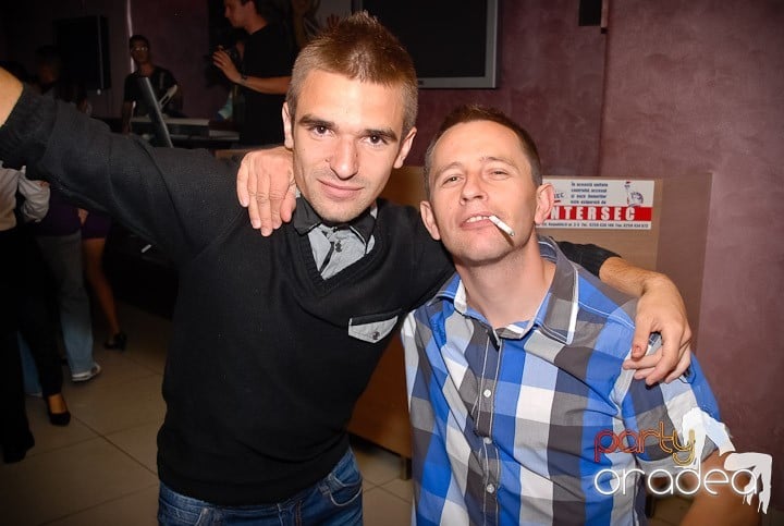 Petrecere în Rio Club, 