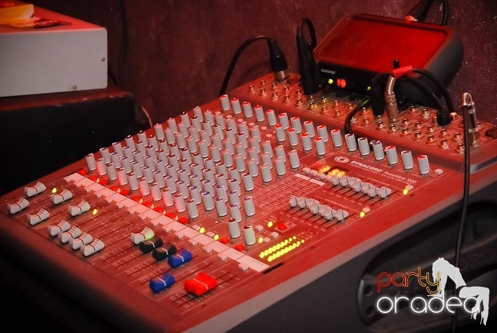 Petrecere în Rio Club, 