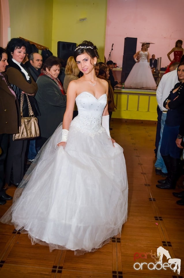 Petrecere în Sălard, Sălard