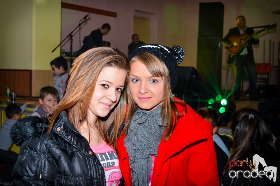 Petrecere în Sălard, Sălard