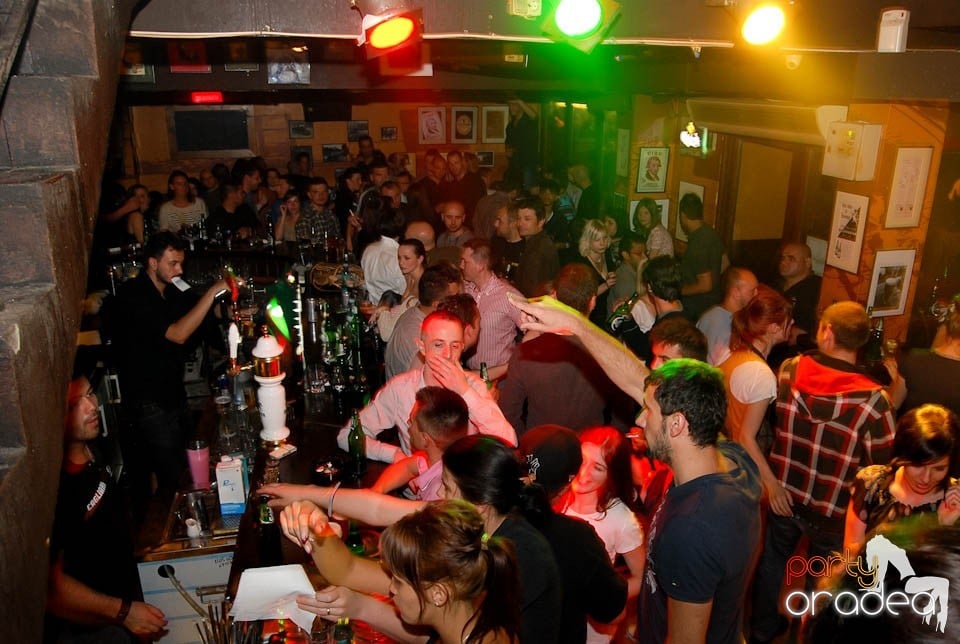 Petrecere incendiară în Lord's Pub Oradea, Lord's Pub