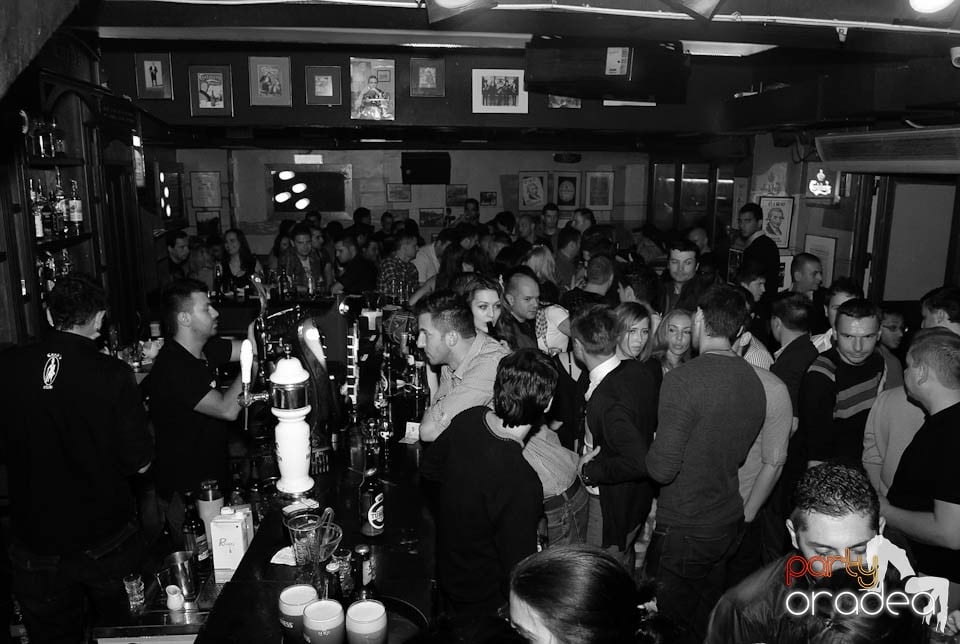 Petrecere incendiară în Lord's Pub Oradea, Lord's Pub