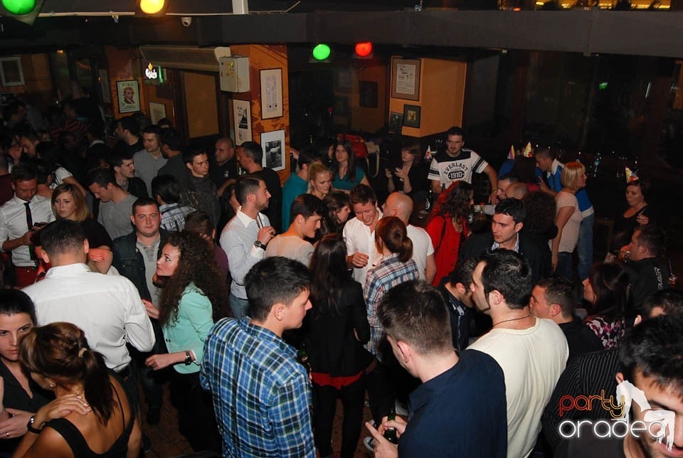 Petrecere incendiară în Lord's Pub Oradea, Lord's Pub