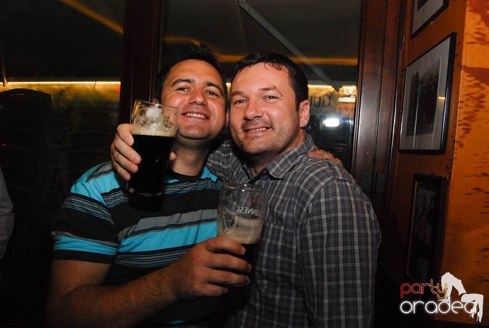 Petrecere incendiară în Lord's Pub Oradea, Lord's Pub