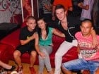 Petrecere la maxim în Club Luna