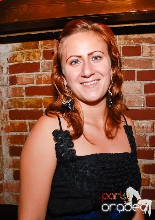 Petrecere mare la început de săptămână, 