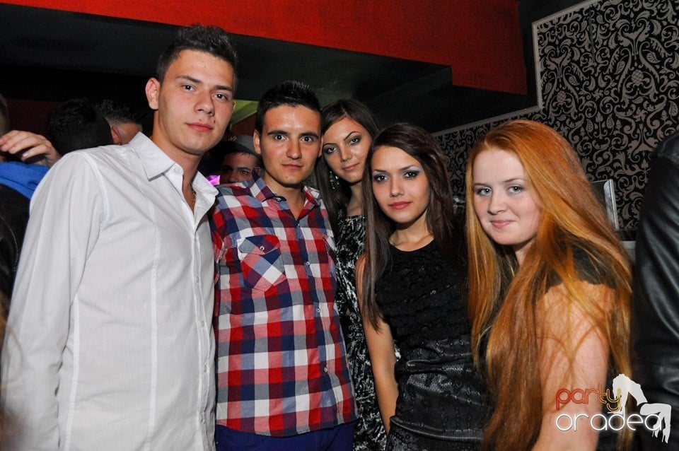 Petrecere până dimineaţa în Life, 