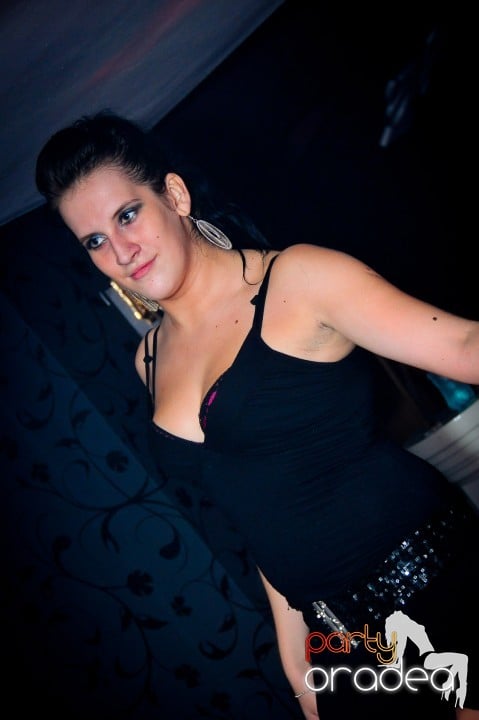 Petrecerea continuă în Club Atti's, 