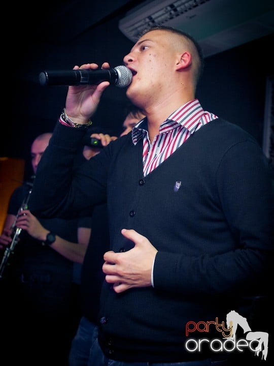 Petrecerea continuă în Club Life, 