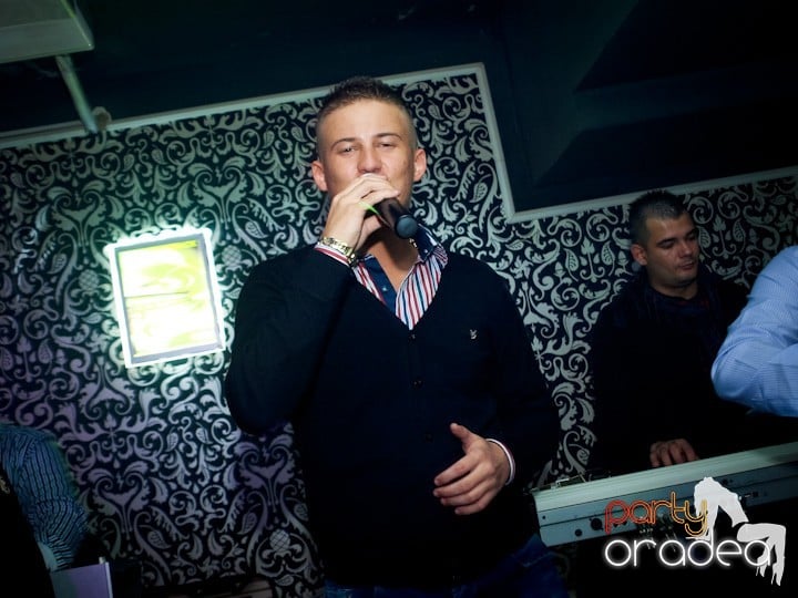 Petrecerea continuă în Club Life, 