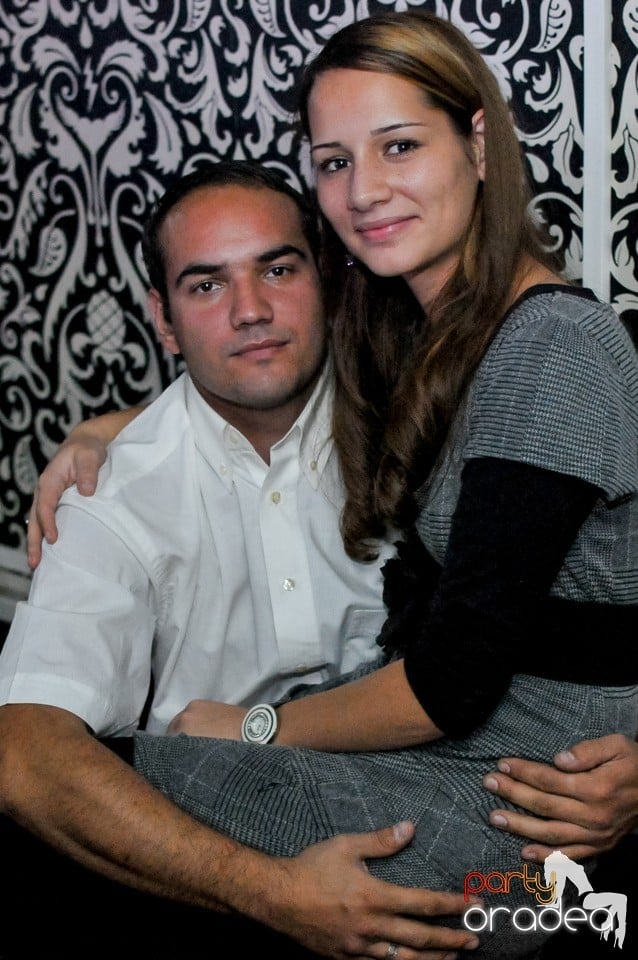 Petrecerea continuă în Club Life, 