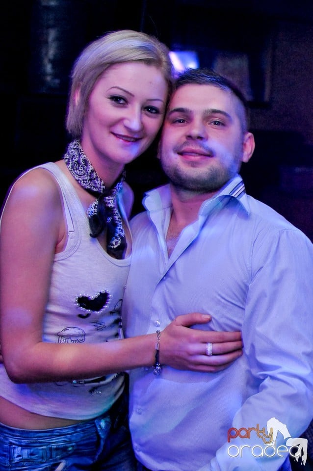 Petrecerea continuă în Club Life, 