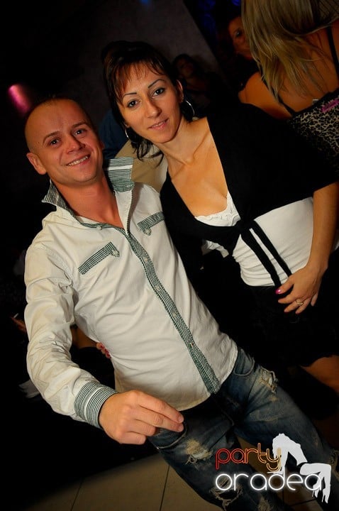 Petrecerea continuă în Club Rio, 