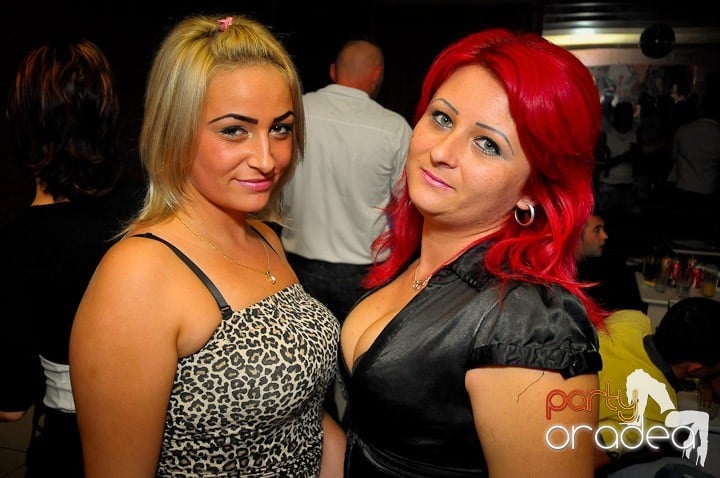 Petrecerea continuă în Club Rio, 