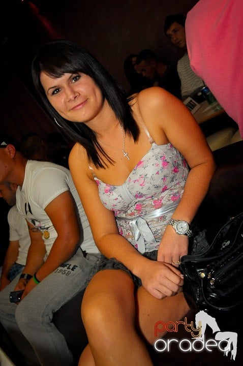 Petrecerea continuă în Club Rio, 