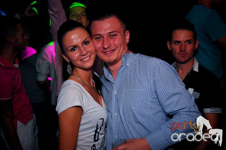 Petrecerea continuă şi în timpul şcolii, 