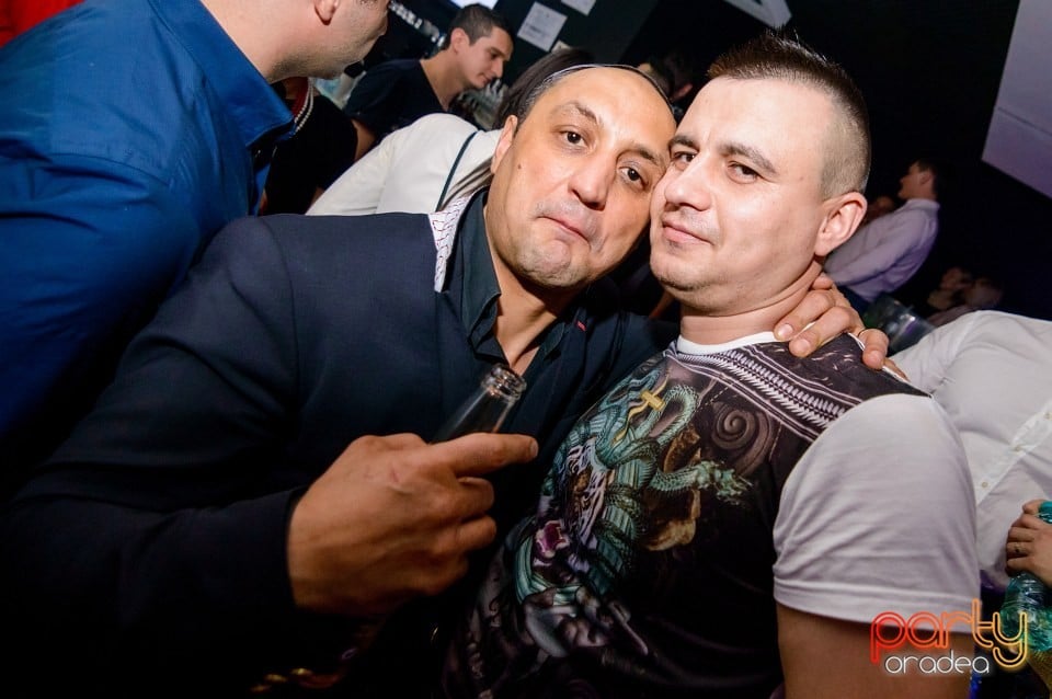 Petrecerea de Crăciun Dinsubsol,